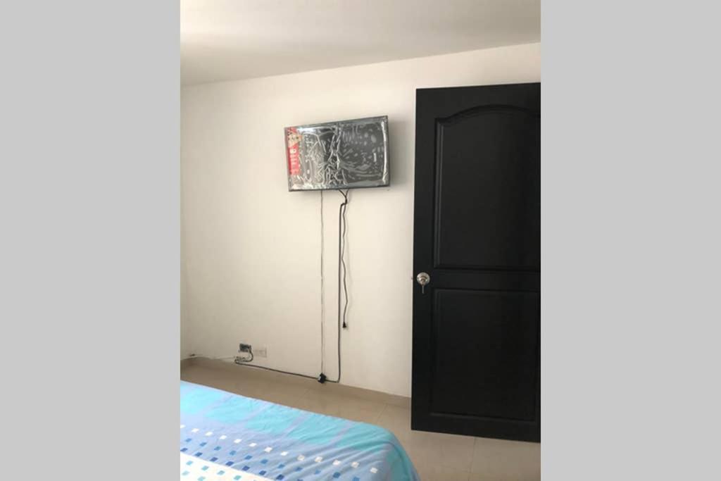 Apartamento Amoblado Con Excelente Ubicacion เปเรย์รา ภายนอก รูปภาพ
