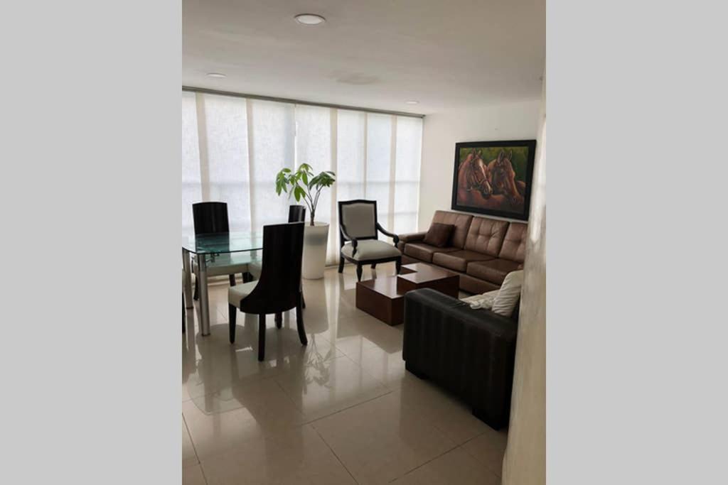 Apartamento Amoblado Con Excelente Ubicacion เปเรย์รา ภายนอก รูปภาพ