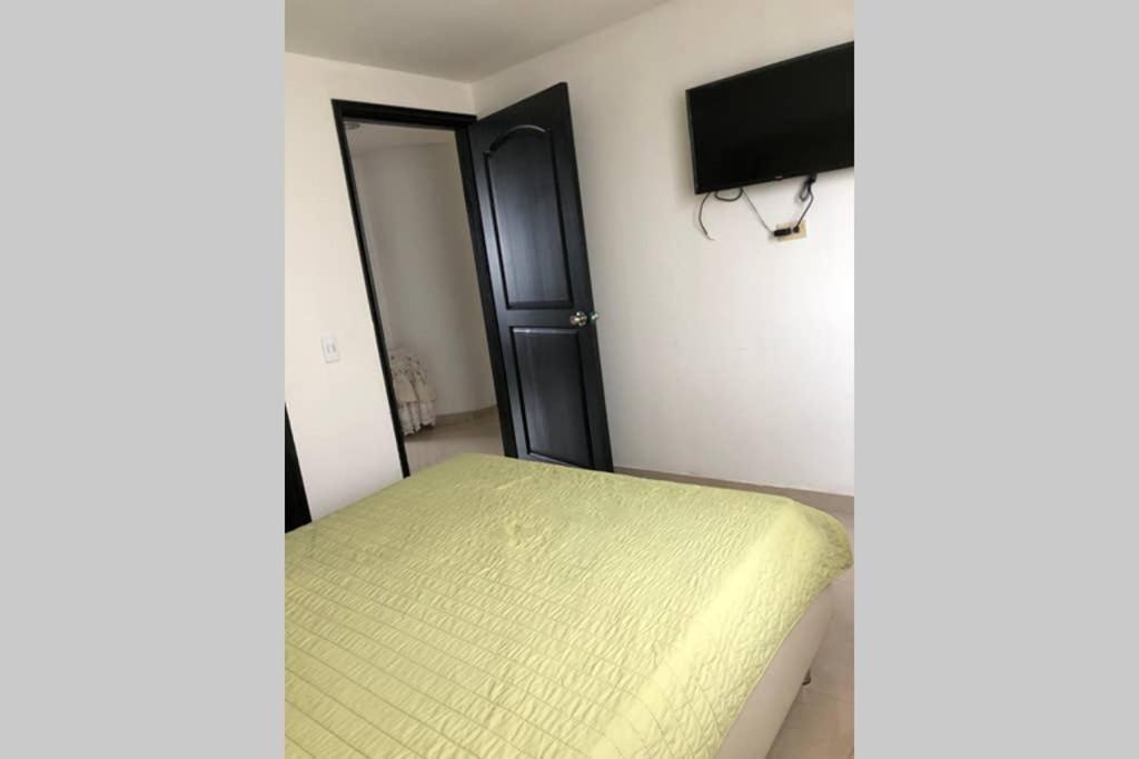 Apartamento Amoblado Con Excelente Ubicacion เปเรย์รา ภายนอก รูปภาพ