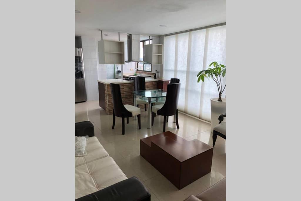 Apartamento Amoblado Con Excelente Ubicacion เปเรย์รา ภายนอก รูปภาพ